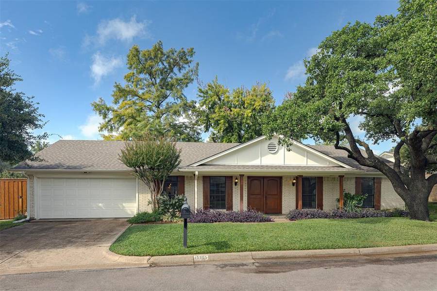 15505 Earlport Circle, Dallas, TX 75248