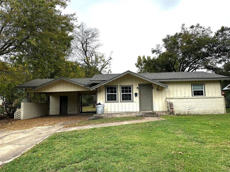 1775 Graham Street, Paris, TX 75460