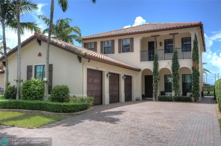 8524 NW 37th Ct, Pembroke Pines, FL 33024