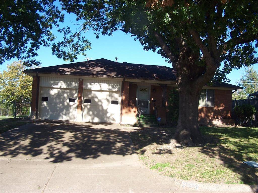 Dallas, TX 75228,2306 Greenland Drive