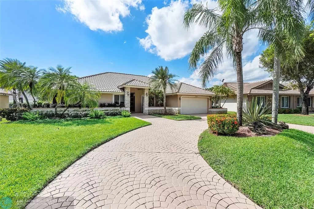 Coral Springs, FL 33067,5074 NW 86th Way