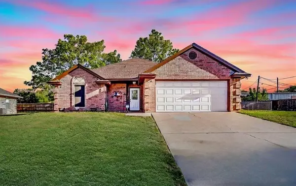 1611 Patti Place,  Weatherford,  TX 76086