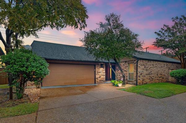 3247 Whispering Oak, Farmers Branch, TX 75234