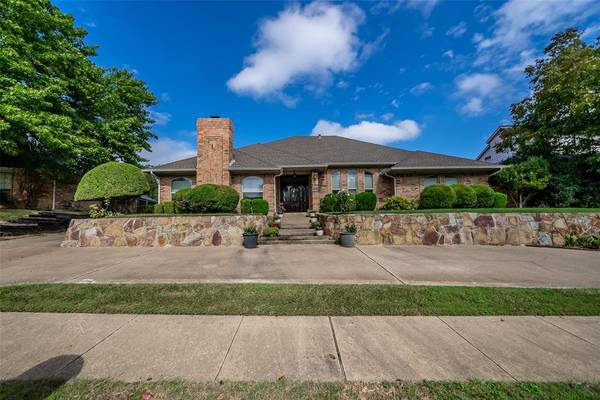 2305 Sheffield Square, Carrollton, TX 75007