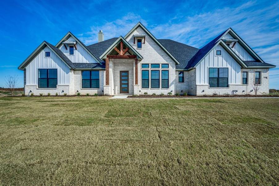 6250 La Paz Ranch Road, Midlothian, TX 76065