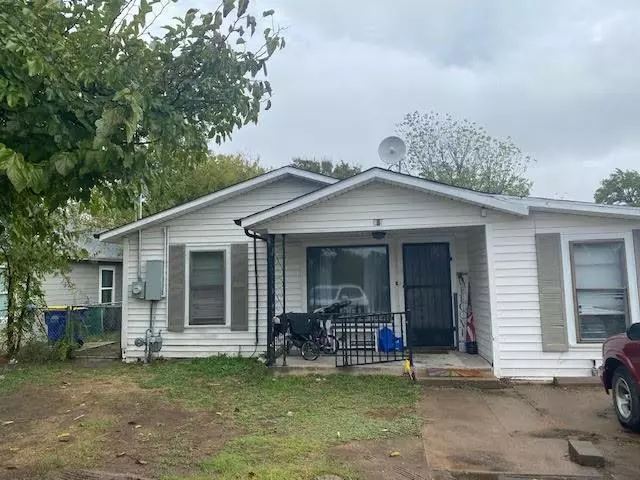 602 S Main Street, Venus, TX 76084