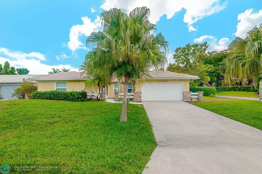 2200 NW 41st Ter, Coconut Creek, FL 33066