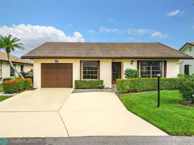 6307 White Sabal Palm Ln, Greenacres, FL 33463