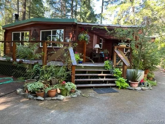 Gabriola Island, BC V0R 1X3,1046 Jeanette Ave