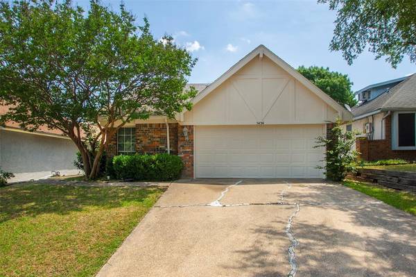 5436 Village Green Drive,  Mesquite,  TX 75150