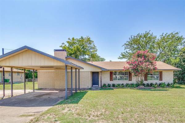 206 S Lackey Street,  Tom Bean,  TX 75491