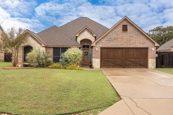 2936 Willow Ridge Circle, Granbury, TX 76049