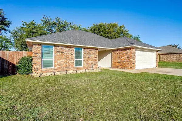 Arlington, TX 76001,6300 Lotus Drive