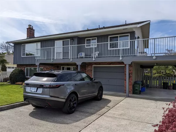 Sidney, BC V8L 3R4,10202 Wildflower Pl