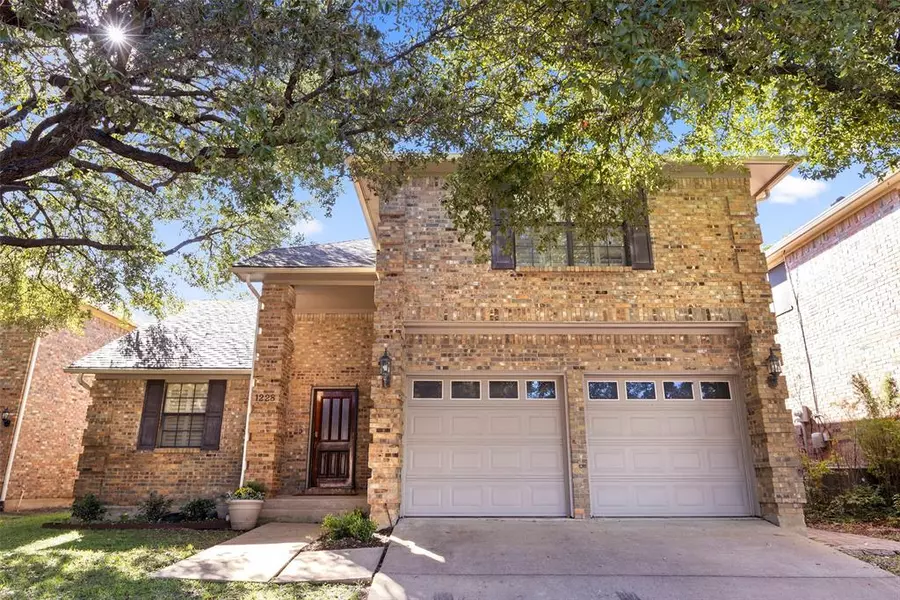 1228 Saint Monet Drive, Irving, TX 75038