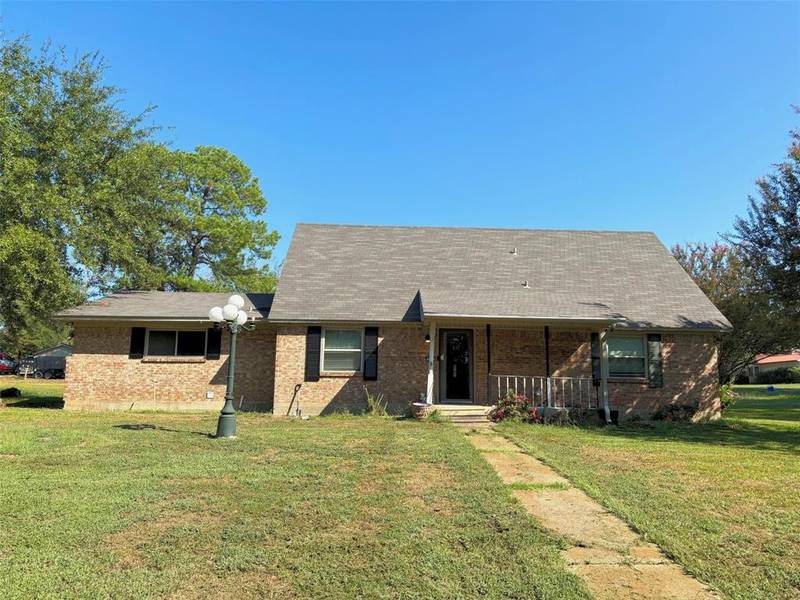 519 Clearwater Road, Grand Saline, TX 75140