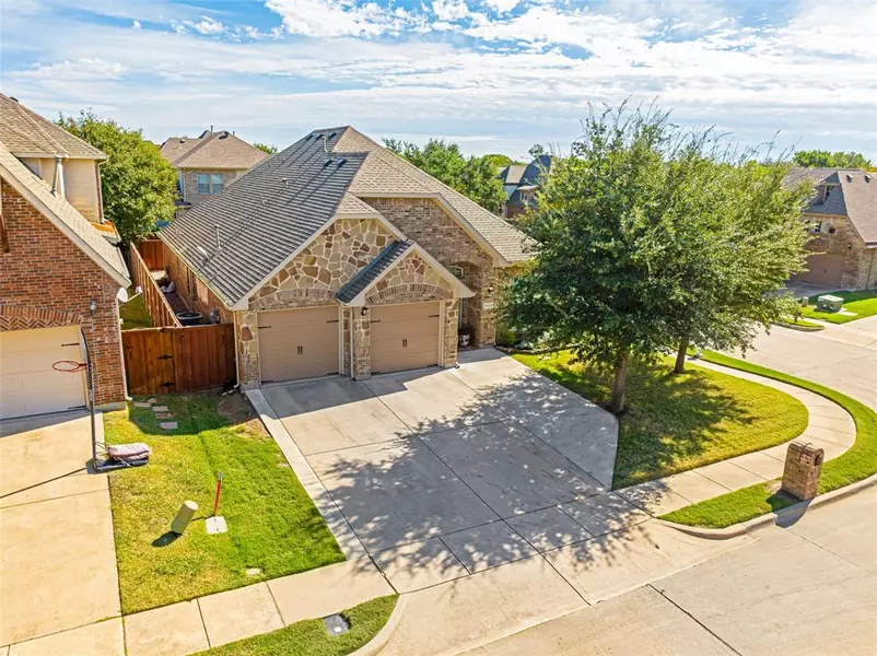 5729 New Castle Drive, Richardson, TX 75082