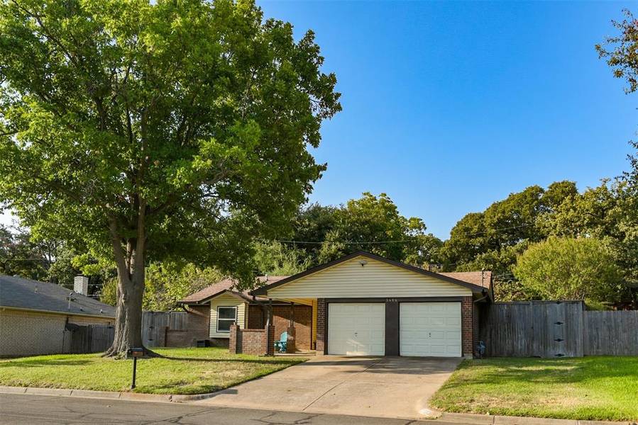 5406 Parliament Drive, Arlington, TX 76017