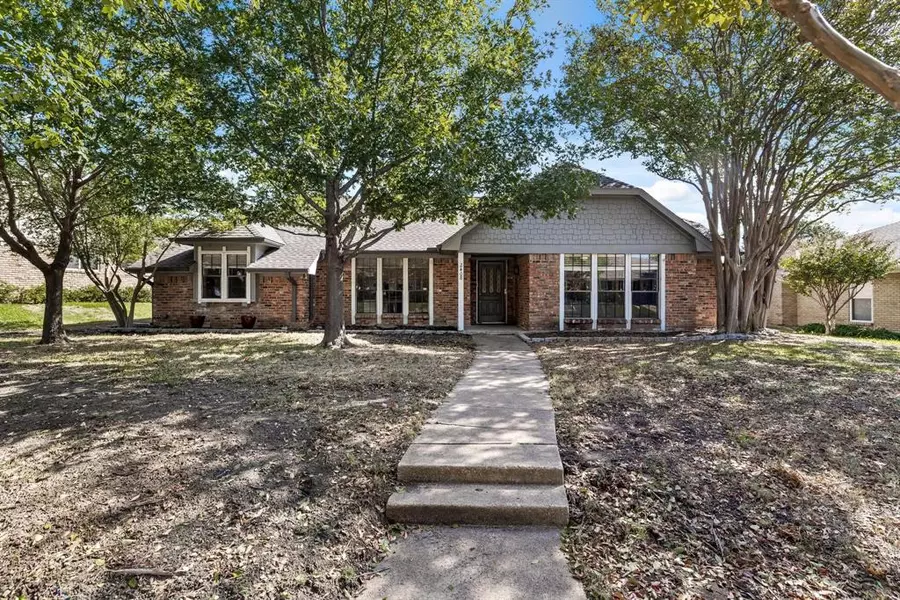 2408 Stone Creek Drive, Plano, TX 75075