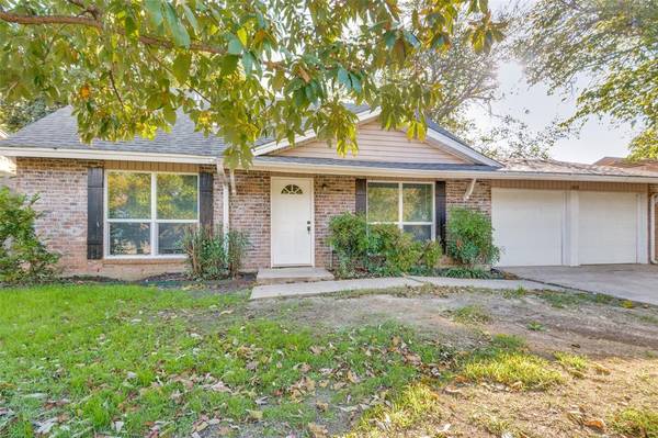 1404 Janann Avenue, Arlington, TX 76014