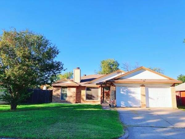 409 Rifleman Trail, Arlington, TX 76002