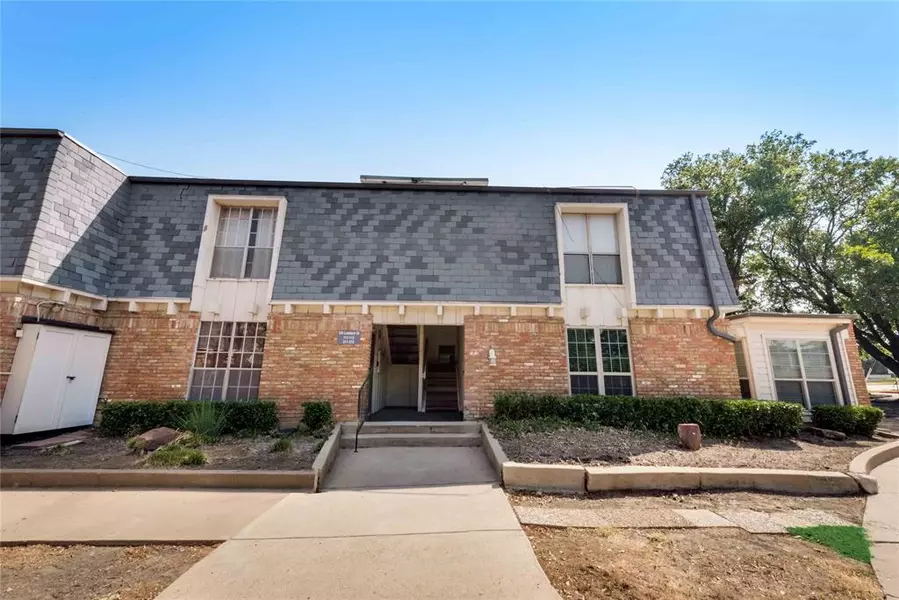 515 W Lookout Drive #111, Richardson, TX 75080