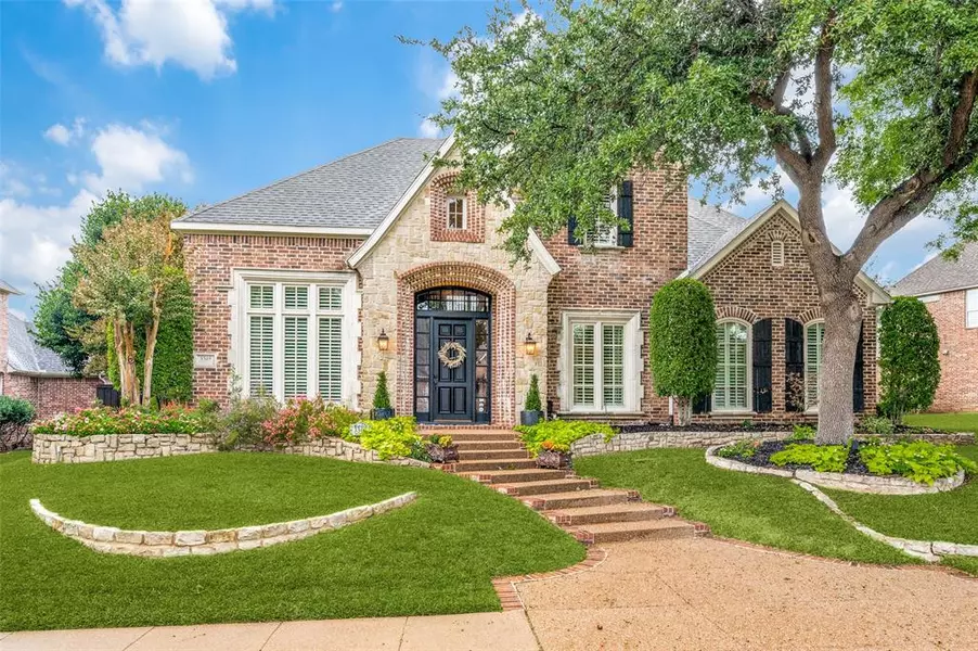 3305 Oak Hollow Drive, Plano, TX 75093