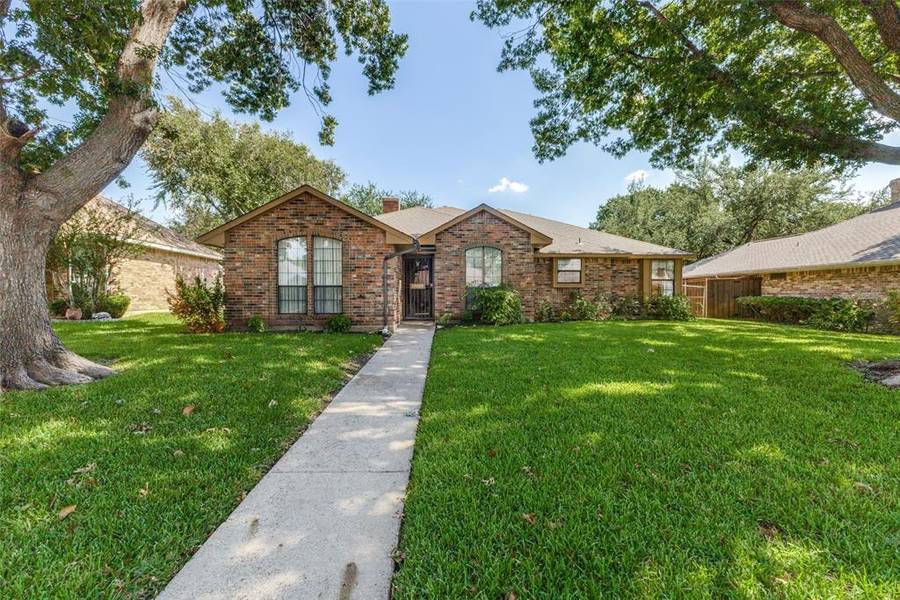 4222 Blackheath Road, Dallas, TX 75227