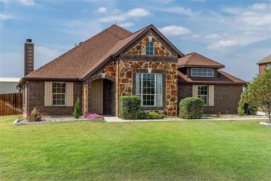 325 Montana Court, New Fairview, TX 76078