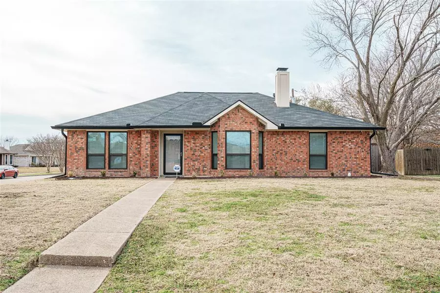 8201 Red Wing Court, Rowlett, TX 75088