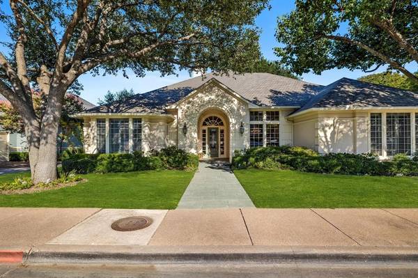 22 Ryddington Place,  Dallas,  TX 75230