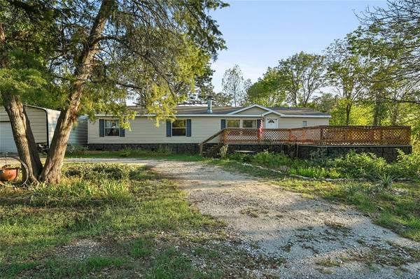 522 Stone Circle Drive, Gordonville, TX 76245