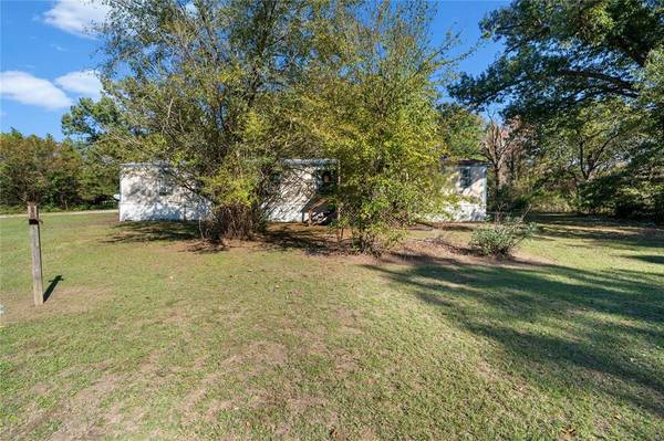 107 PVT RD 8808, Ben Wheeler, TX 75754