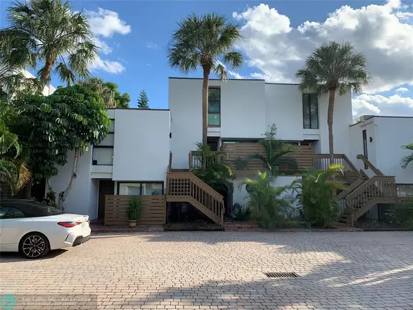 3228 NE 14th Street Cswy #2, Pompano Beach, FL 33062