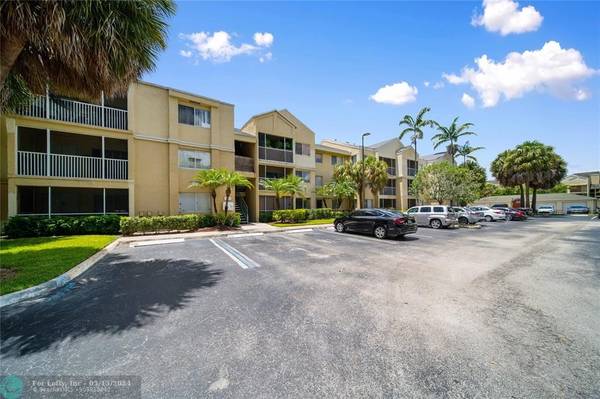 5760 Rock Island Rd  #304, Tamarac, FL 33319