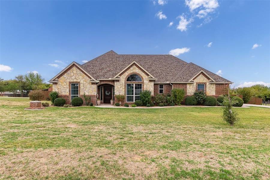 141 W Star Point Lane, Weatherford, TX 76088