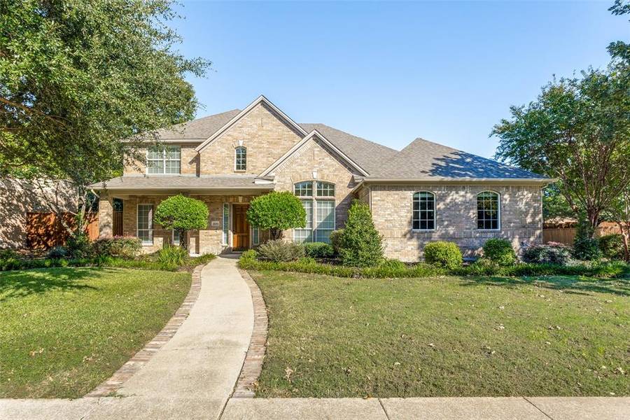 300 Creekside Drive, Murphy, TX 75094