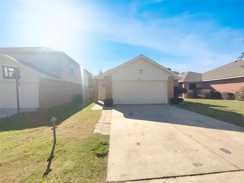 4921 Waterford Drive, Fort Worth, TX 76179