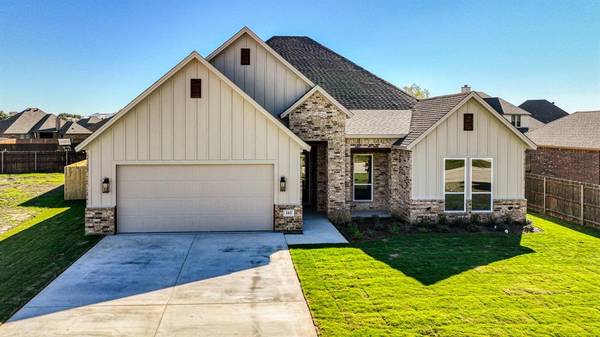 162 Breeders Drive, Willow Park, TX 76087