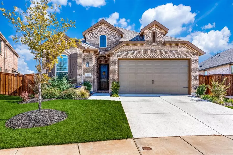 3604 Desert Willow Court, Aubrey, TX 76227