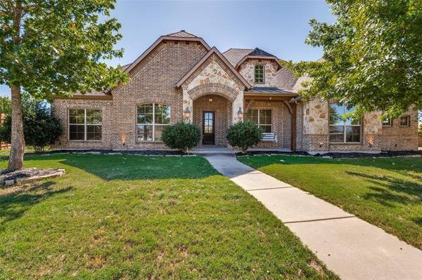 721 Texanna Trail Court, Midlothian, TX 76065