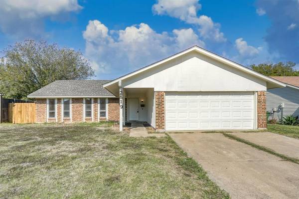 2819 Elk Grove Road, Carrollton, TX 75007