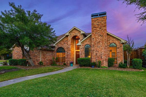 4212 Meadowdale Drive, Carrollton, TX 75010