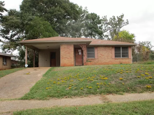 3730 Woodrow, Shreveport, LA 71109