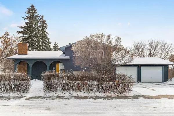 Calgary, AB T1Y 2Z5,188 Whiteglen CRES NE