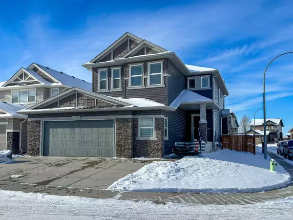 Airdrie, AB T4A 0M1,130 Ravenscroft Close SE