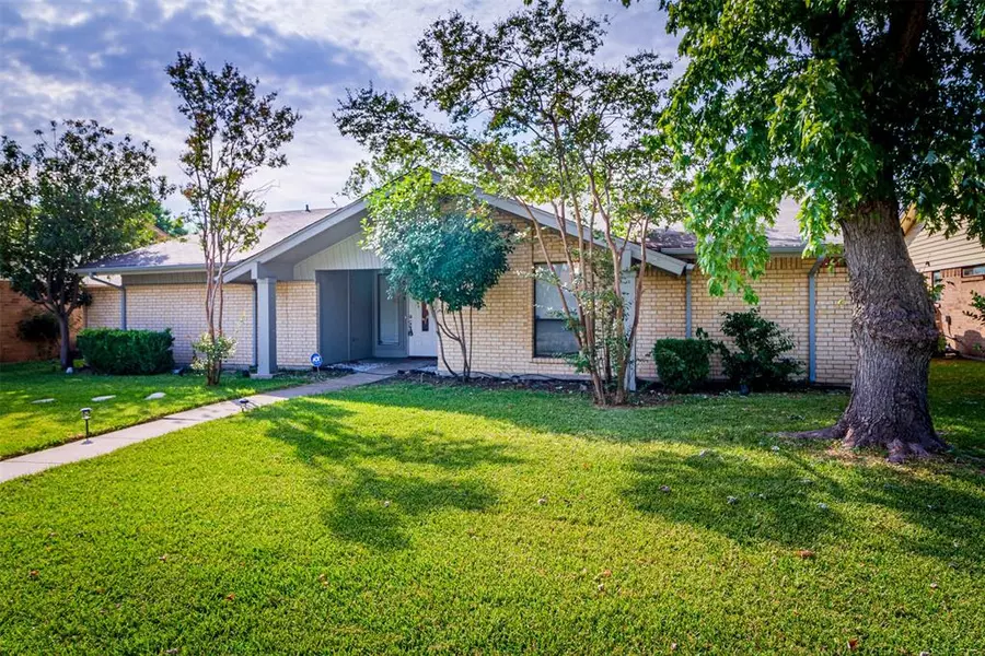 1034 Holland Drive, Garland, TX 75040