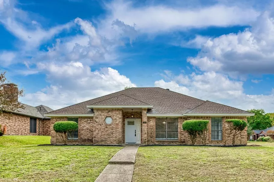 940 Francis Street, Lancaster, TX 75146