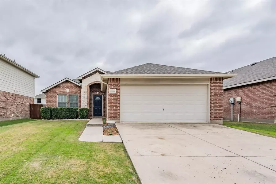 4536 Lacebark Lane, Fort Worth, TX 76244