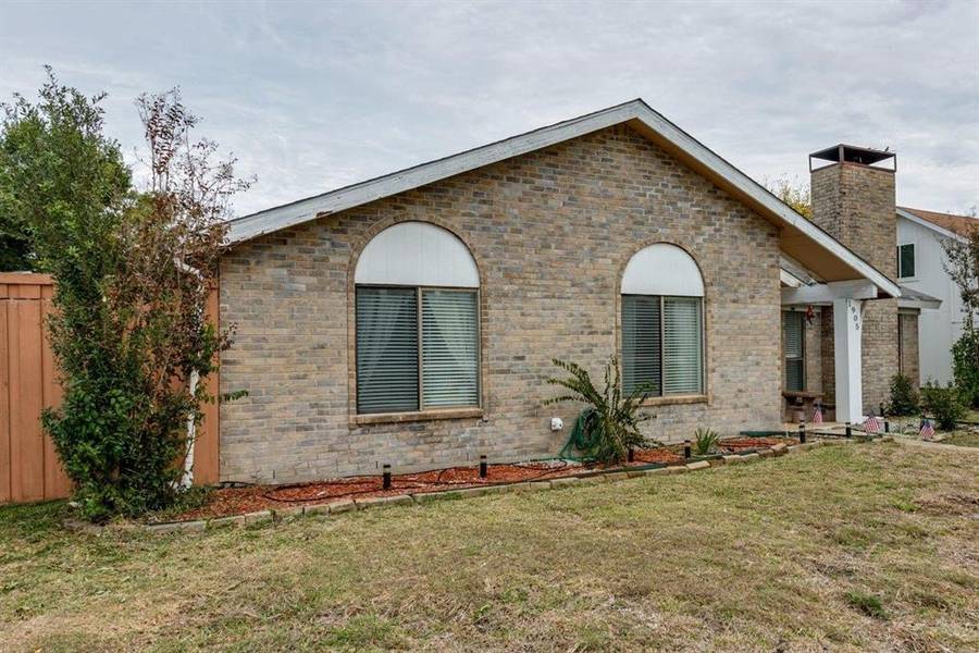 1905 Castle Drive, Garland, TX 75040